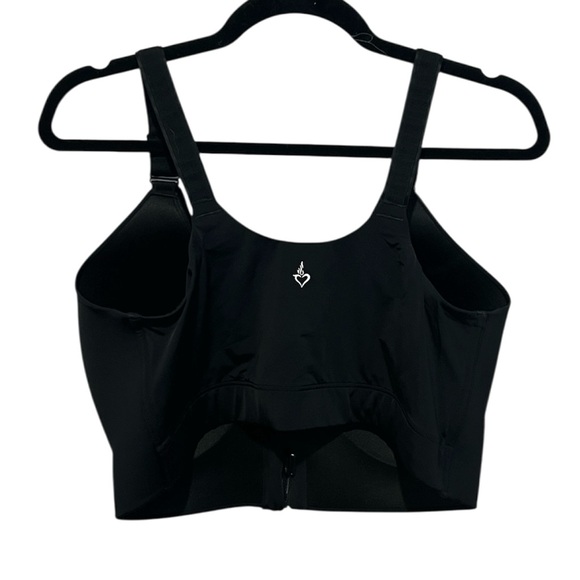 Torrid active black zipper front adjustable strap size 38DDD - Picture 2 of 6